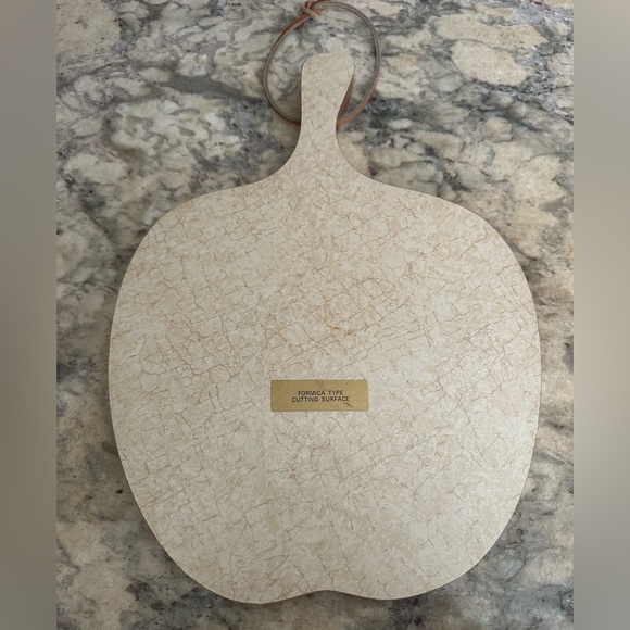 Vintage Formica Cardinal Bird Cutting Board Wall Hanging Decor - Picture 4 of 5